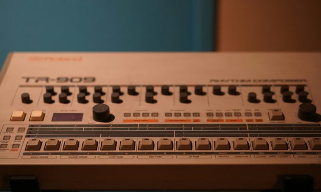 Benefits of Using Vintage Drum Machines