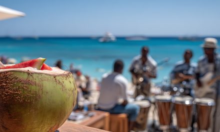 Lounge Off-Island: Tropical Downbeat Trends from Abroad