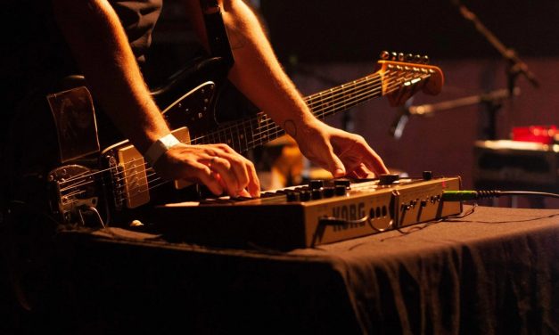 The Role of Synthesizers in Lounge Music