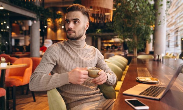 Shaping the Coffeehouse Mood Through Smart Music Platforms