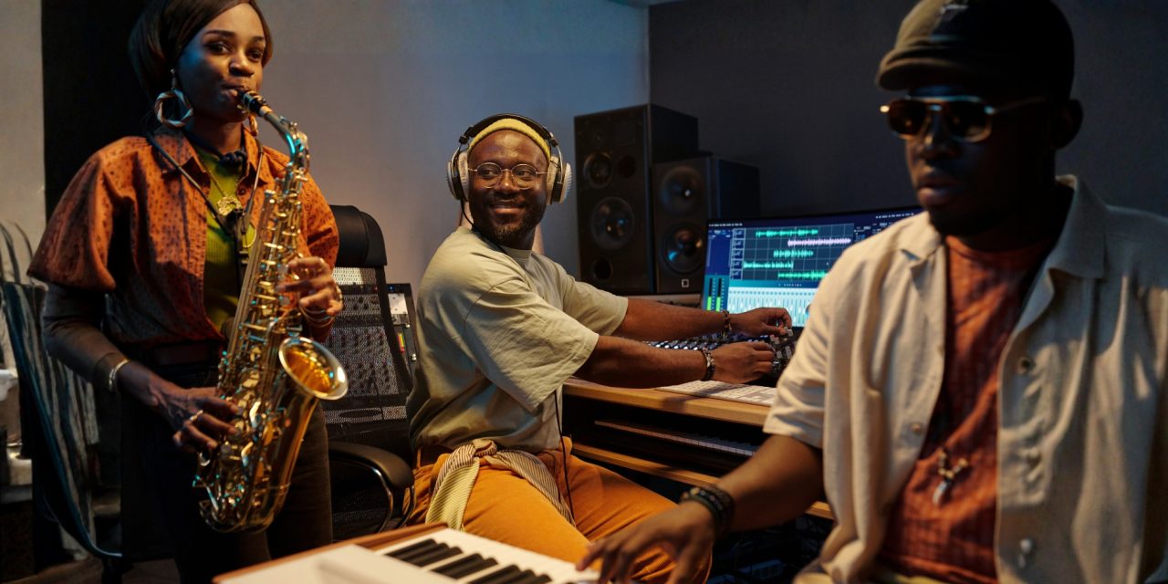 The Tech Behind Today’s Most Seamless Lounge-Jazz Collaborations