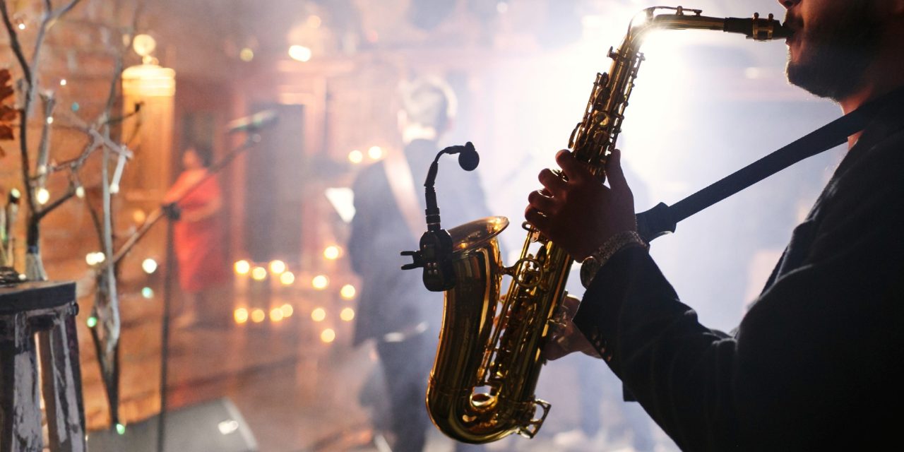 Velvet Tones & Late-Night Lines: Harmony Secrets for Sophisticated Sax in Lounge Music