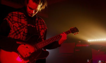 Dialing in Guitar Action for Lounge Music: Clean Feel, Smooth Flow