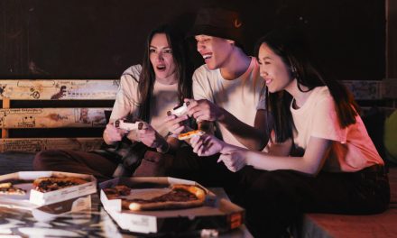 The Best Lounge Night Activities for a Fun and Relaxing Evening