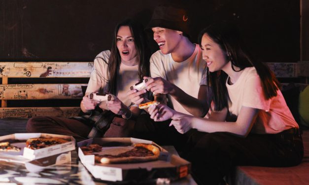 The Best Lounge Night Activities for a Fun and Relaxing Evening