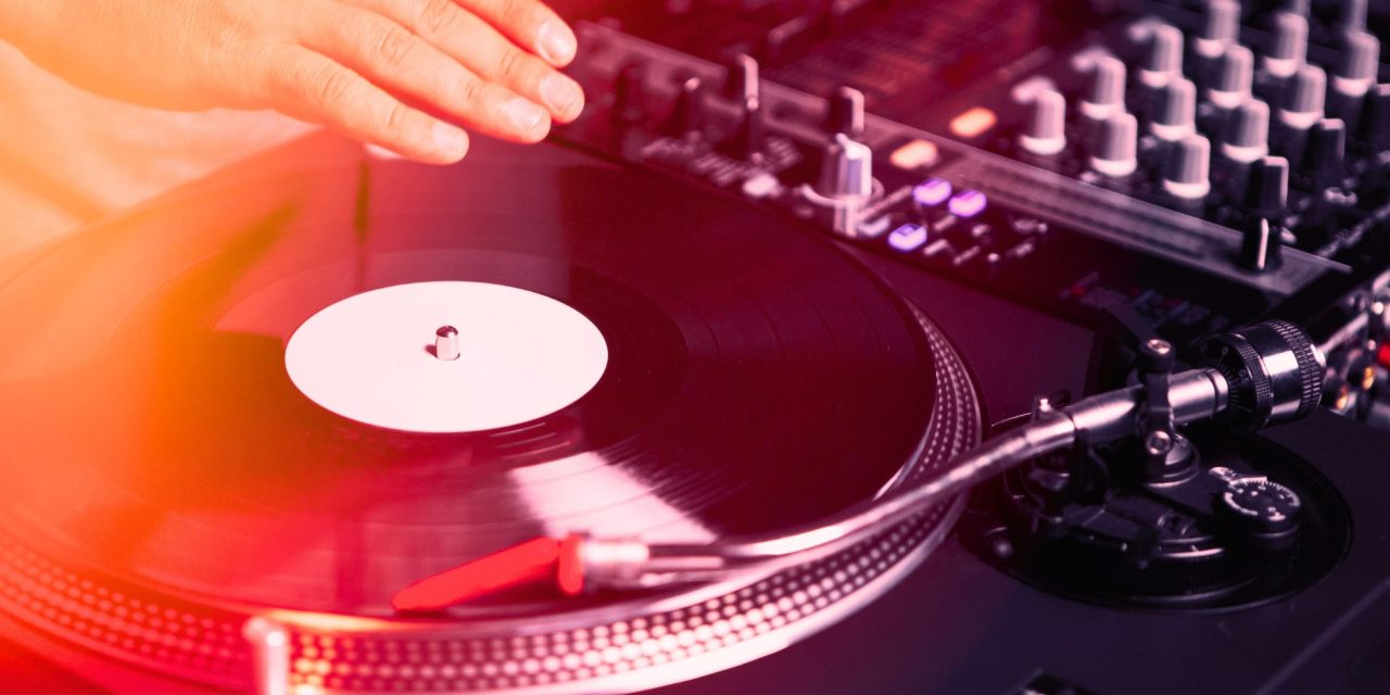 The Subtle Layers That Make Lounge Tracks Feel Finished: Clean Stacking Philosophy