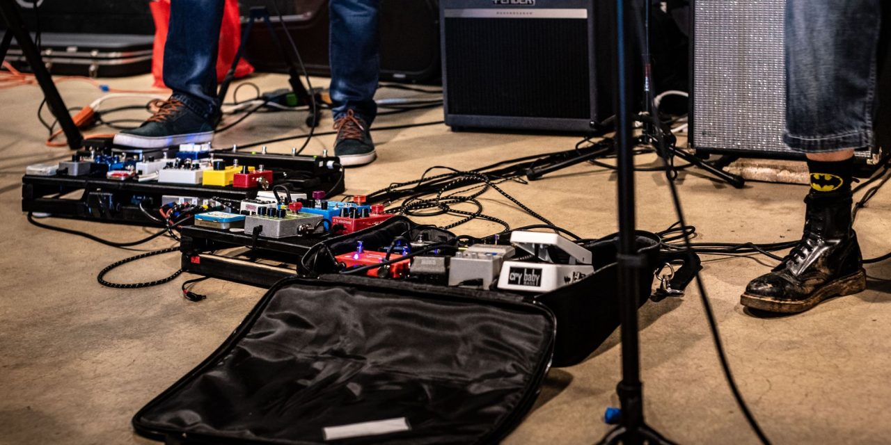 Protecting Your Sound: Power Supply Care for Lounge Musicians 