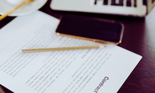 Get Paid Before the Work Gets Complicated: Payment and Contract Essentials for Freelancers
